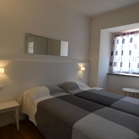 Sant'Anna Hostel 斯培西亚 外观 照片