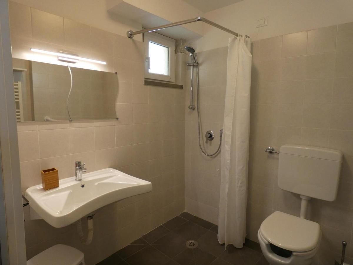 Sant'Anna Hostel 斯培西亚 外观 照片